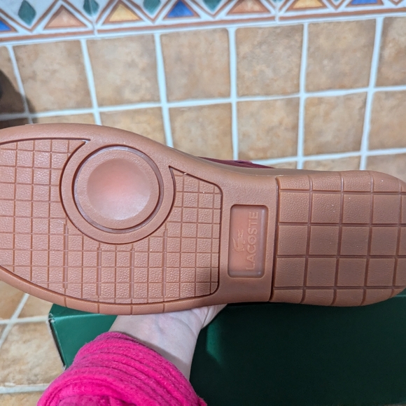 Lacoste Carnaby Sneaker Burgundy Color - Picture 5 of 8